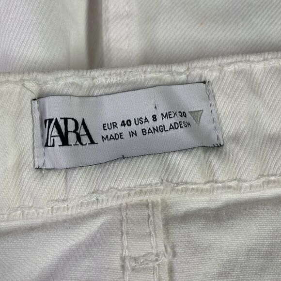 Zara Distressed White Short Bootie Jean Shorts, Size 8 - Picture 6 of 8